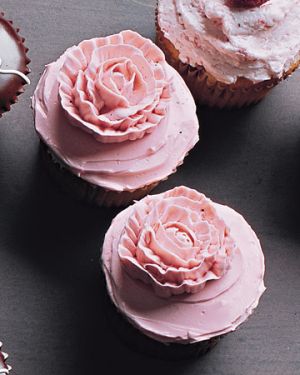 martha stewart - Piped-Rose Cupcakes recipe.jpg